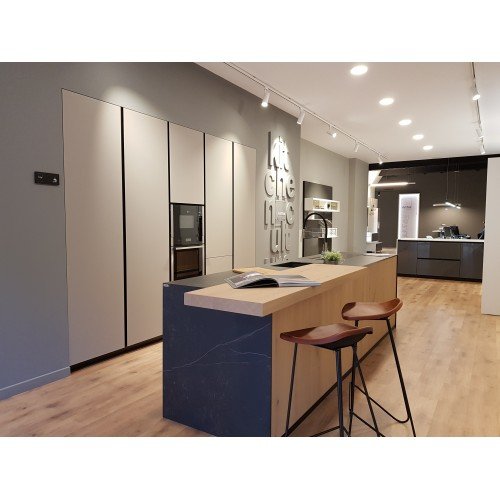 Cocina Arrital de exposición en Oferta