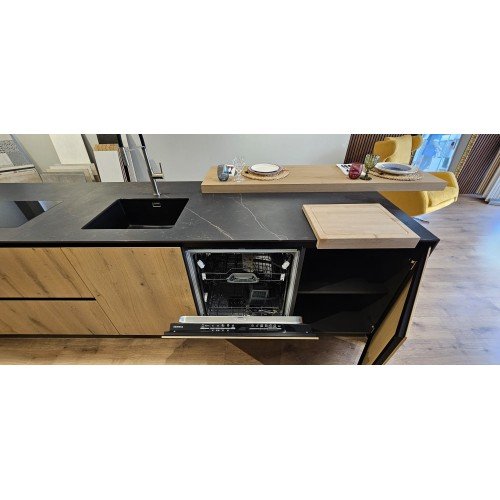 Cocina Arrital de exposición en Oferta